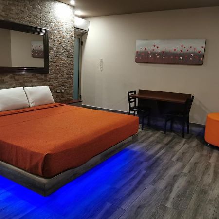 Hotel Plaza Arteaga Monterrey Esterno foto