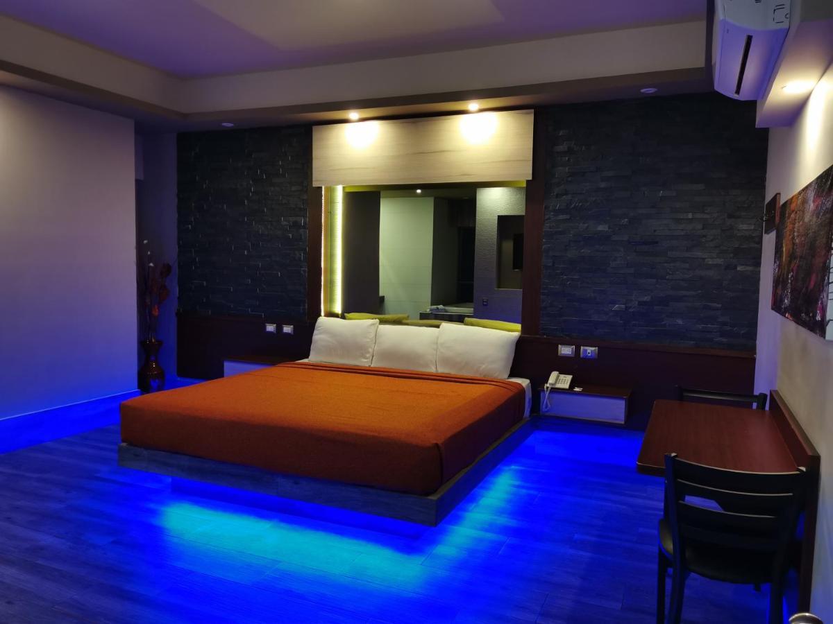 Hotel Plaza Arteaga Monterrey Esterno foto