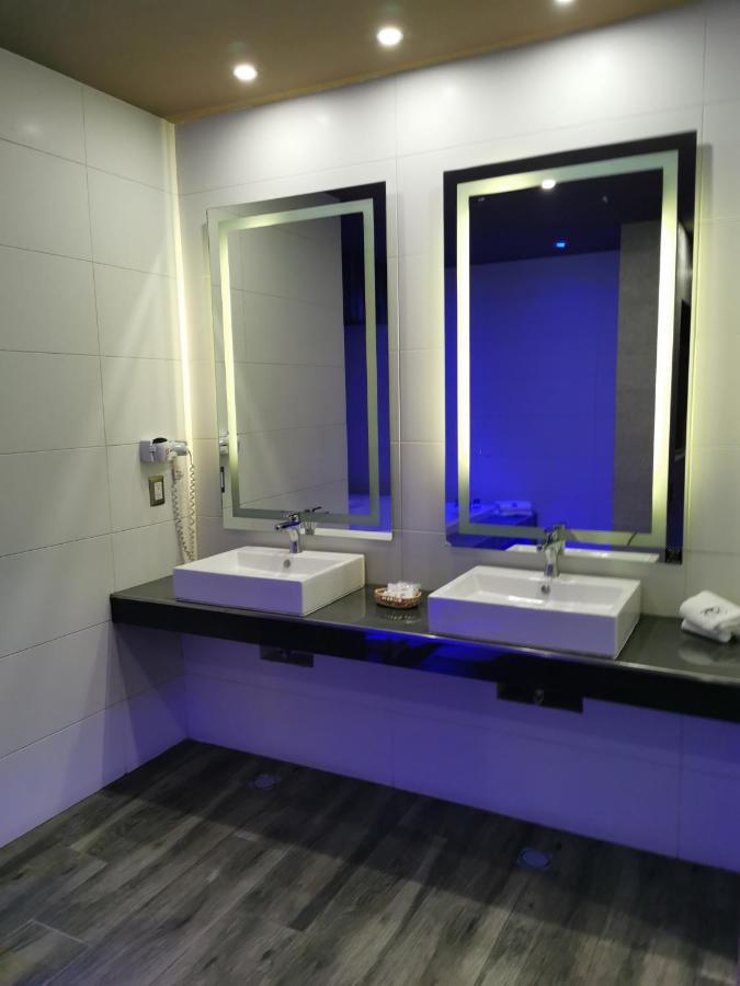 Hotel Plaza Arteaga Monterrey Esterno foto