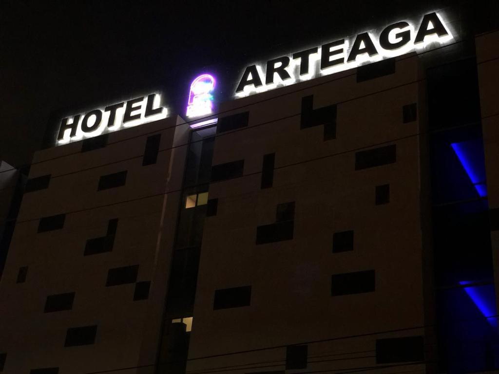 Hotel Plaza Arteaga Monterrey Esterno foto