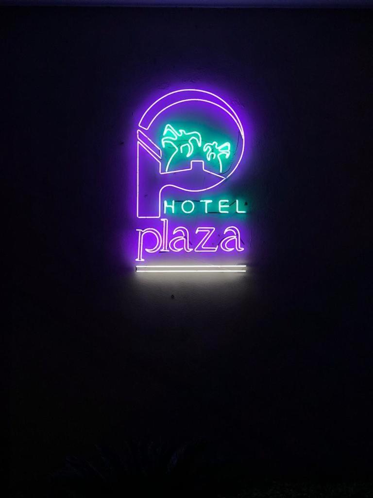 Hotel Plaza Arteaga Monterrey Esterno foto