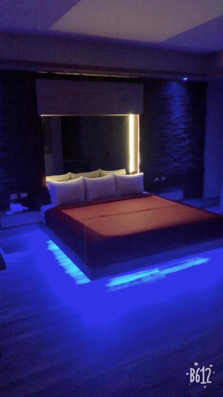 Hotel Plaza Arteaga Monterrey Esterno foto