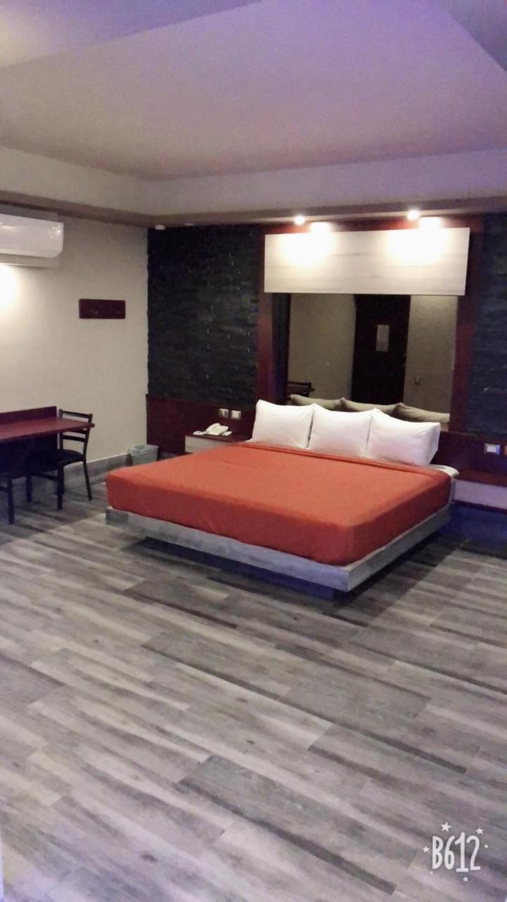 Hotel Plaza Arteaga Monterrey Esterno foto